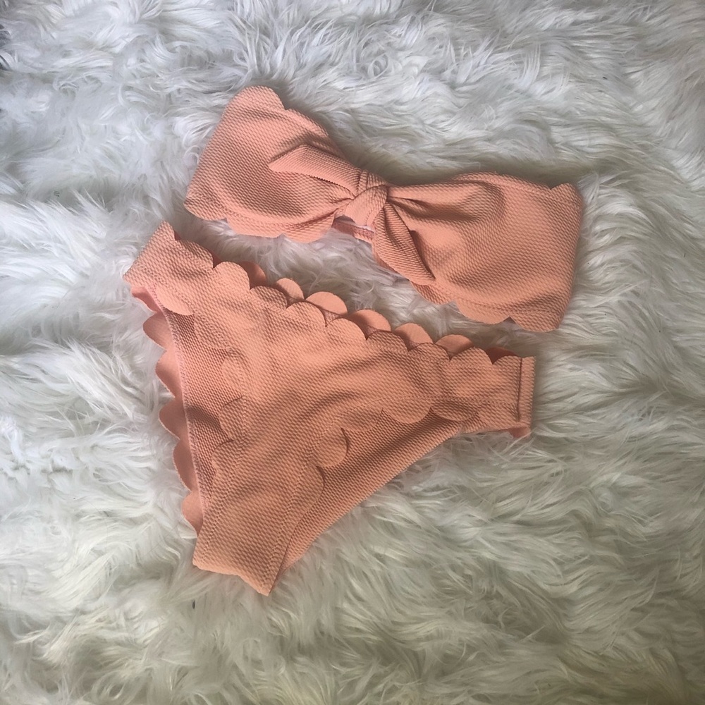 strapless bikini